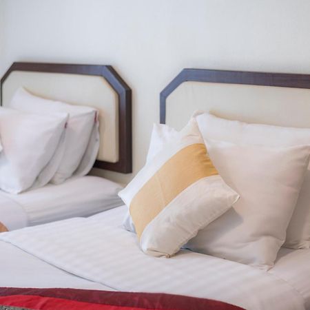 Manee Cool Mueang Hotell Chiang Mai Exteriör bild