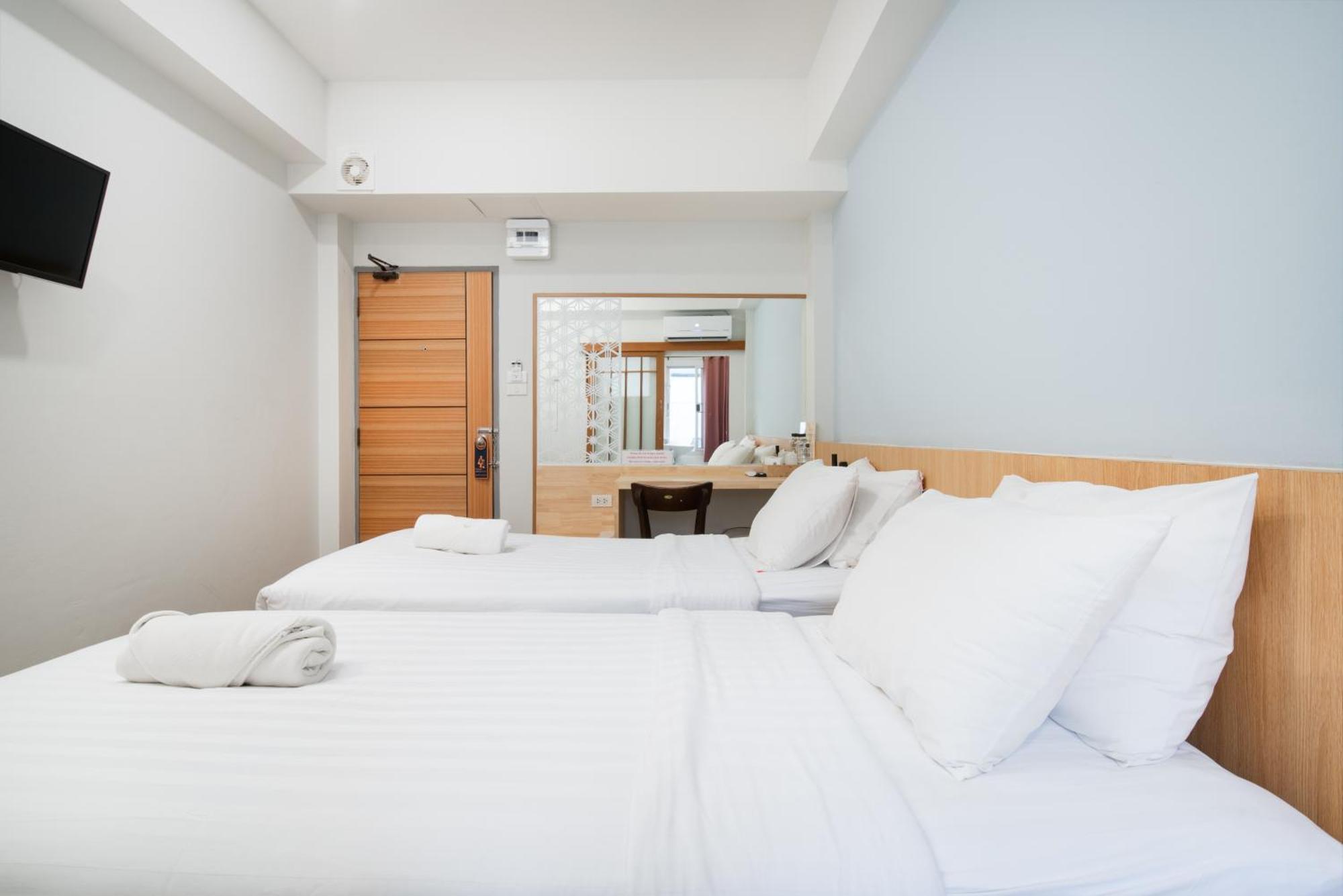 Manee Cool Mueang Hotell Chiang Mai Exteriör bild