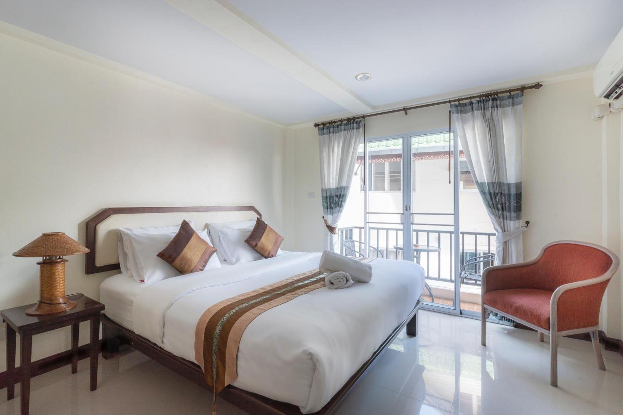 Manee Cool Mueang Hotell Chiang Mai Exteriör bild